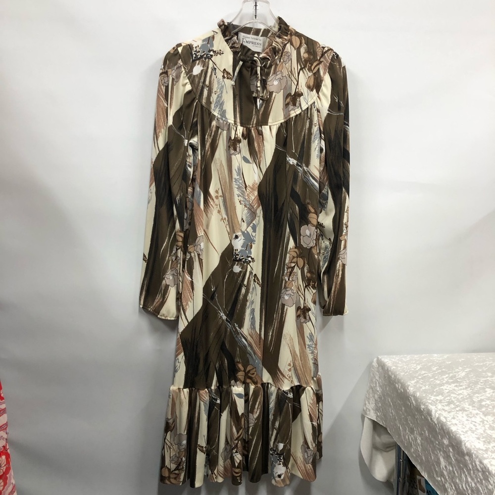 Empress of Dallas Custom Tailored Vintage long sleeve Dress see measurements